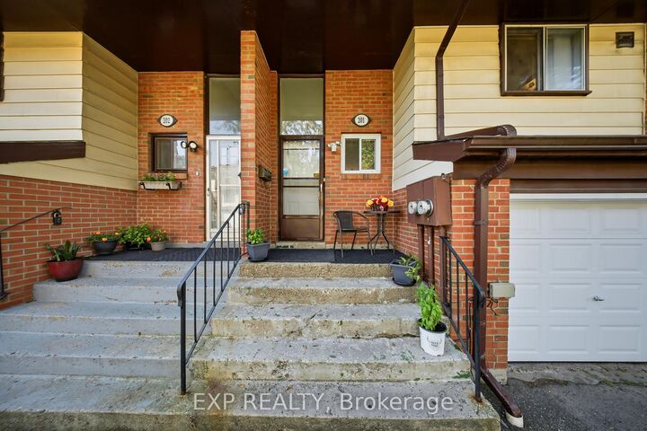 Property Photo: 180 Mississauga Valley Boulevard 201 ON L5A 3M2