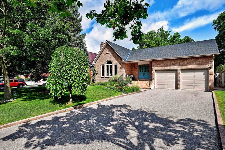 34 Captain Armstrong Lane — photo 1