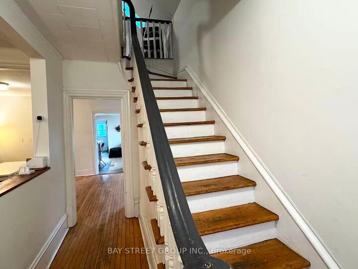 Property Photo: 280 St Andrew Street ON K1N 5G7
