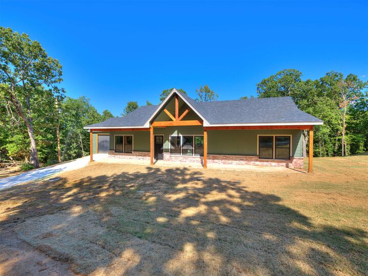 Property Photo: 26370 N 4530 Road OK 74331