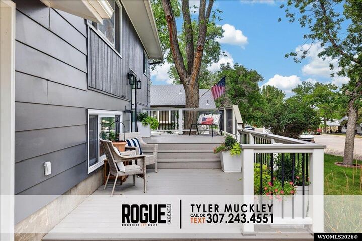 Property Photo: 609 S Fourth WY 83637
