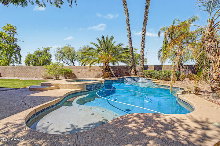 Property Photo: 10520 E Olla Avenue AZ 85212