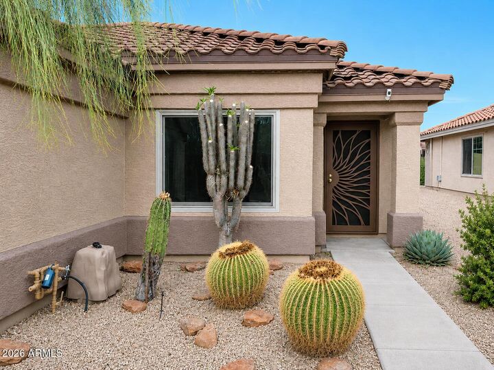 Property Photo:  2196 S Lawther Drive  AZ 85120 