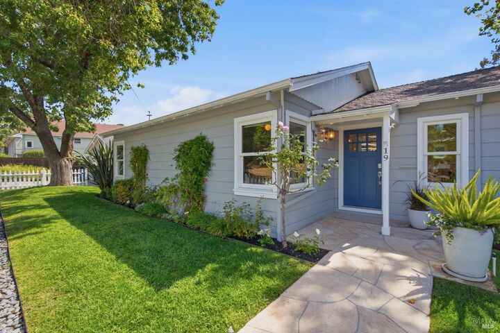 Property Photo: 19 Sais Avenue CA 94960