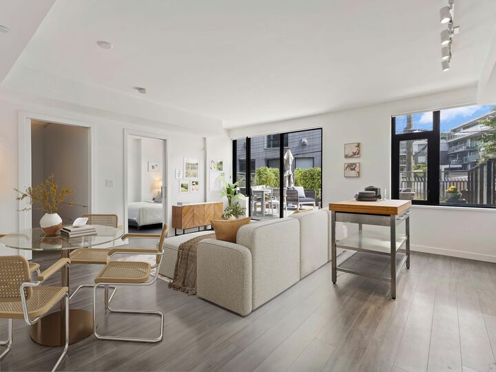 210 E 5th Avenue 301 — photo 1