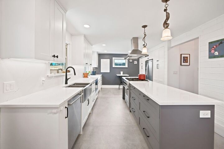 Property Photo: 829 Eighth Avenue BC V3M 2R4