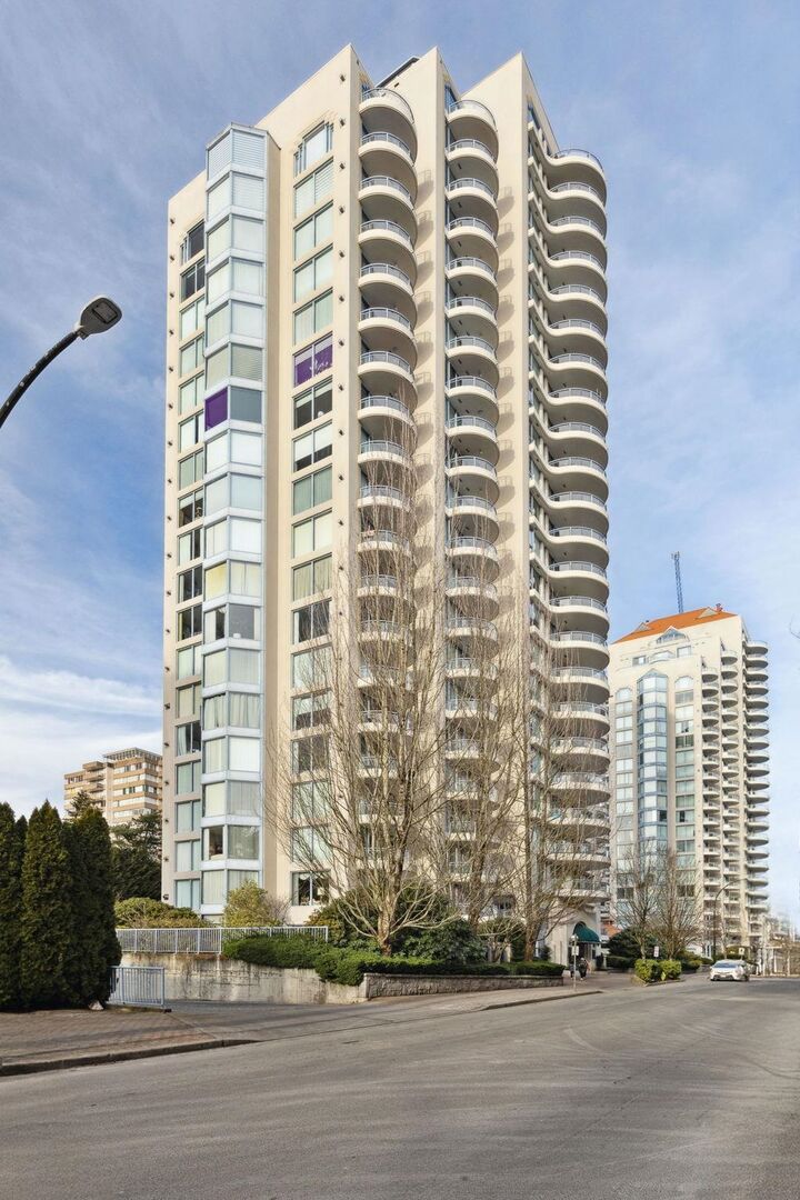 739 Princess Street 1604 — photo 1