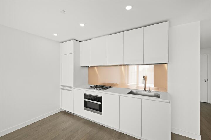 Property Photo: 1480 Howe Street 3209 BC V6Z 0G5