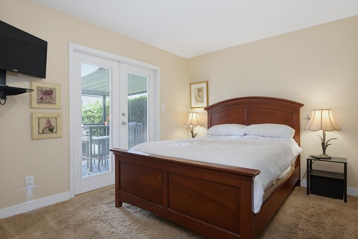 Property Photo: 942 Porter Street BC V3J 5C2