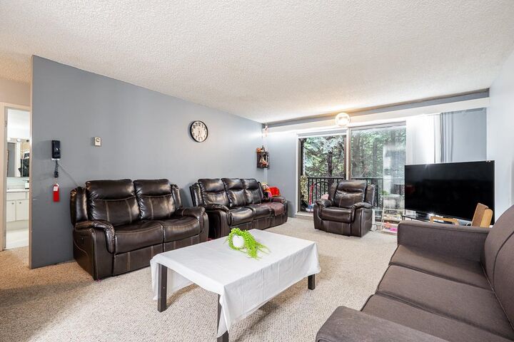 Photo de la propriété:  15238 100 Avenue 209  BC V3R 7T9 
