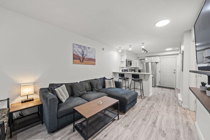 Property Photo: 528 Rochester Avenue 316 BC V3K 7A5