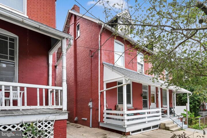 Property Photo:  437 S Shippen Street  PA 17602 