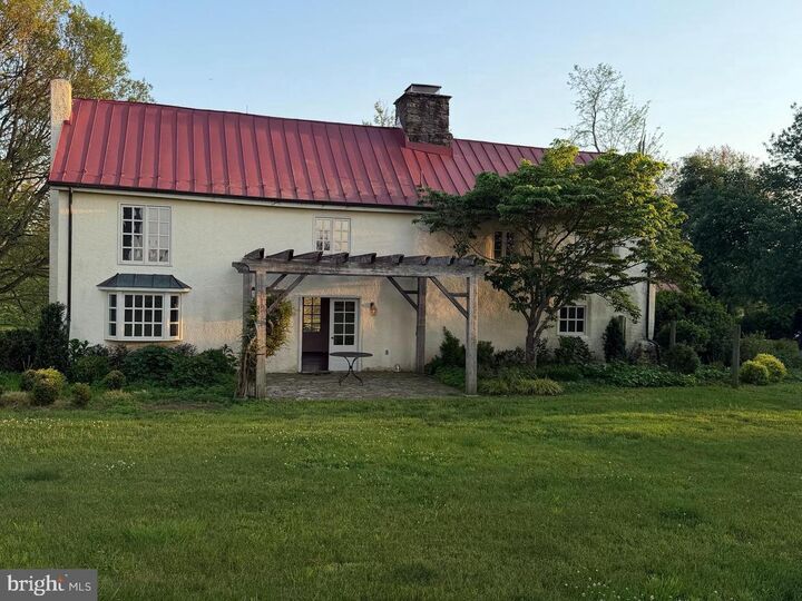 Property Photo: 22637 Willisville Road VA 20184
