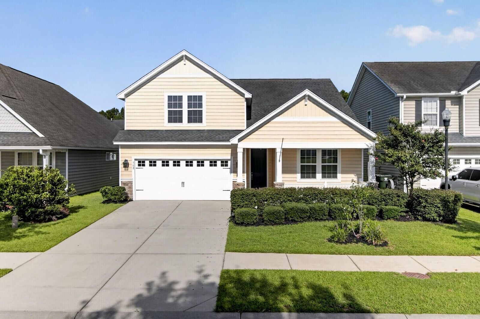 Property Photo:  308 Nuttall Drive  SC 29486 