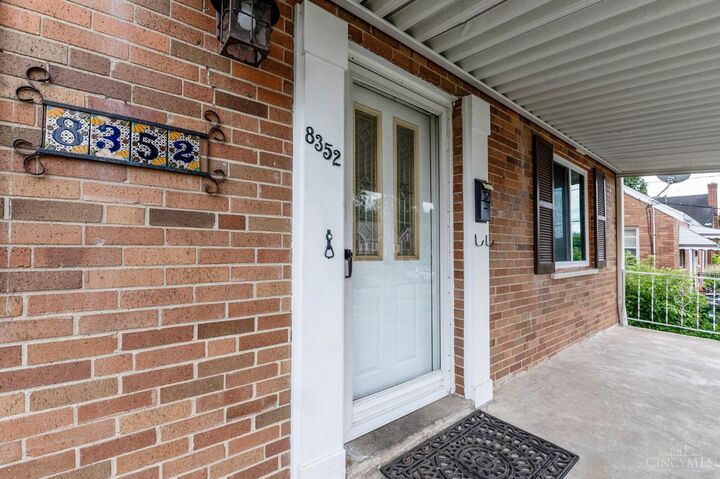 Property Photo: 8352 Lyness Drive OH 45239