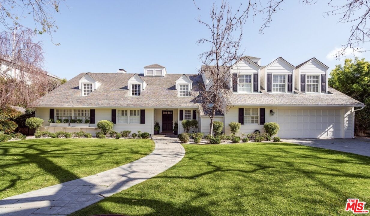Property Photo:  1146 Corsica Dr  CA 90272 