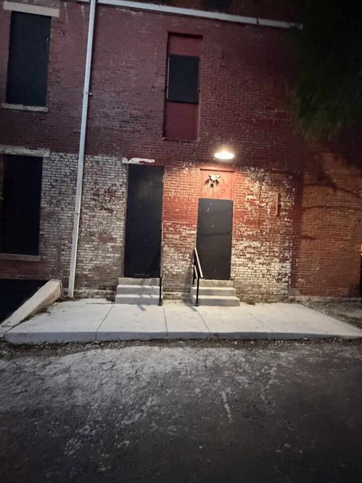 Property Photo:  955 S High Street  OH 43206 