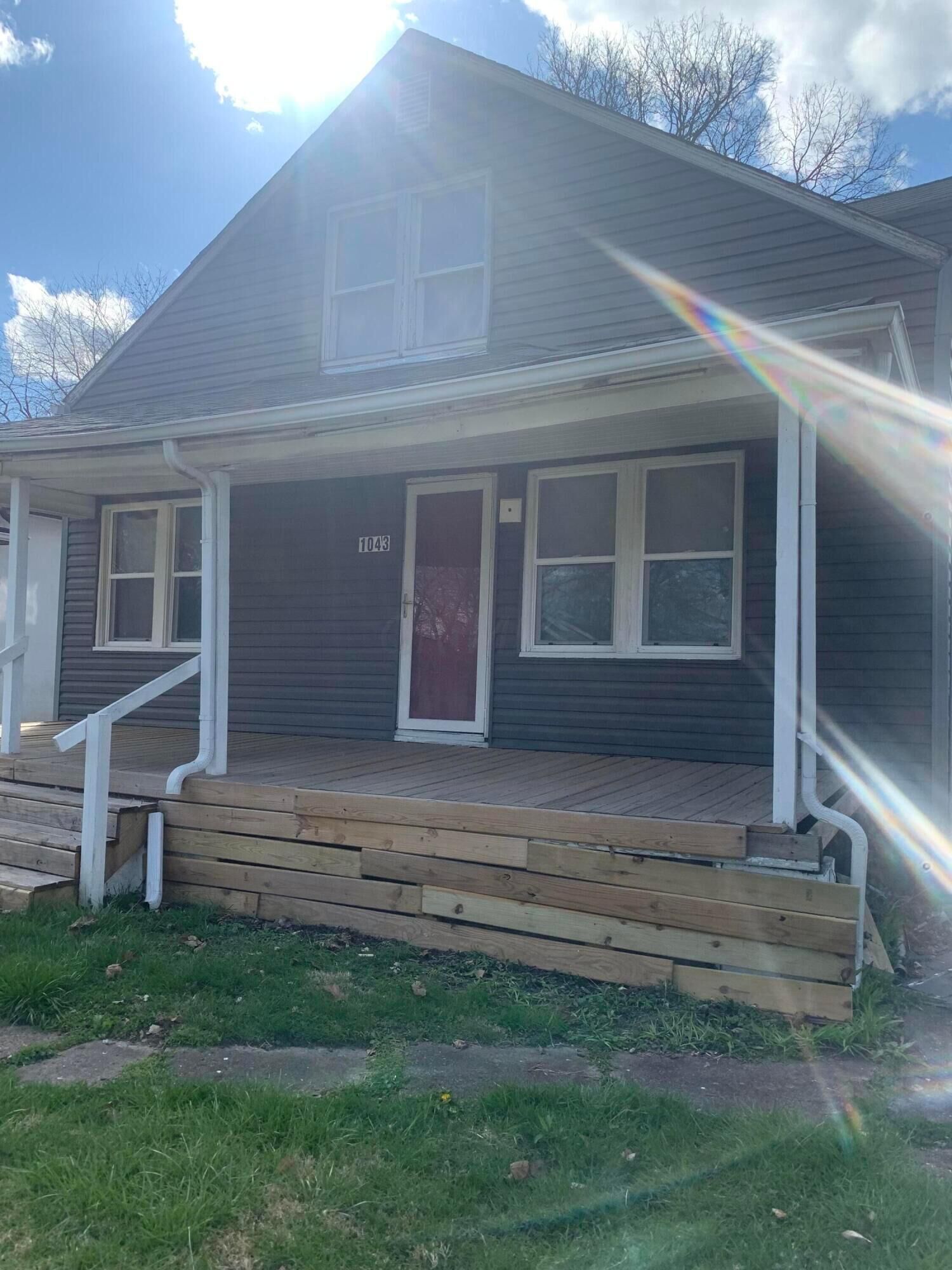 Property Photo:  1043 Seymour Avenue  OH 43206 