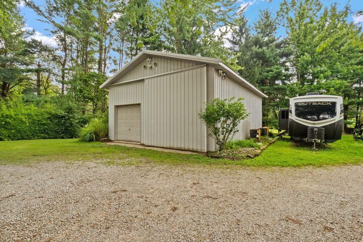 Property Photo: 6711 Tussic Street Road OH 43082