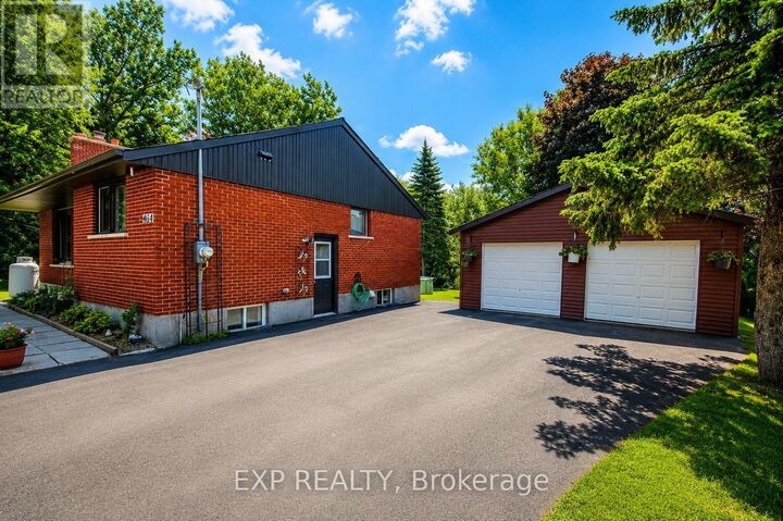 Property Photo: 4614 Donnelly Drive ON K0G 1N0