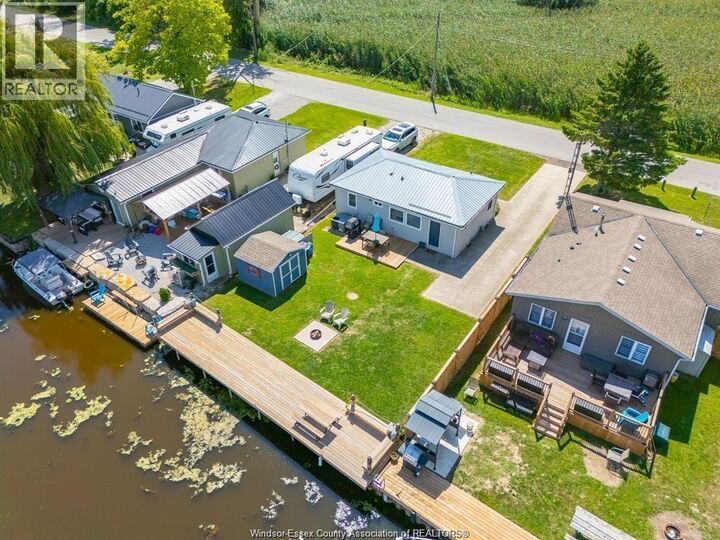 Property Photo:  89 Brock Street  ON N0P 1A0 