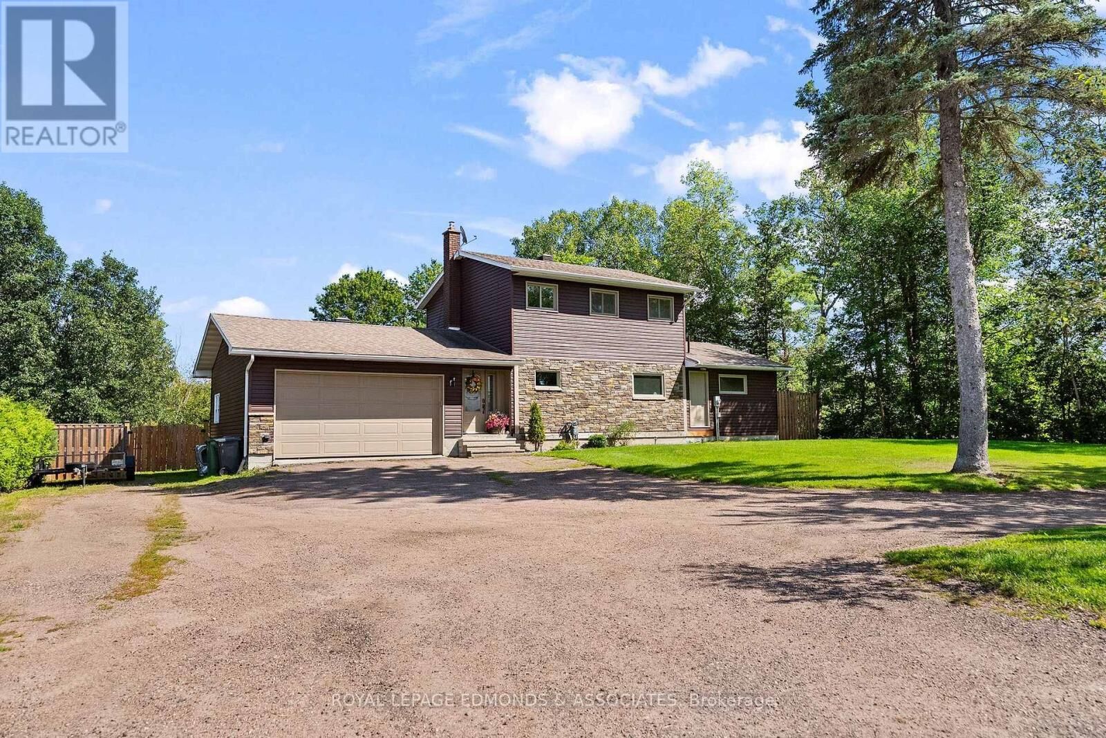 Property Photo:  11946 Round Lake Road  ON K8A 0K8 