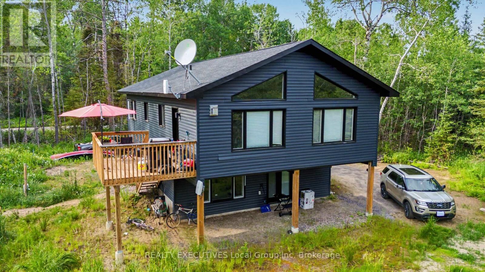 Property Photo: 575 Hart Road ON P0H 1H0