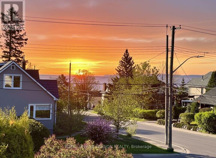 Property Photo: 434 Hebert Street ON P7A 4H4