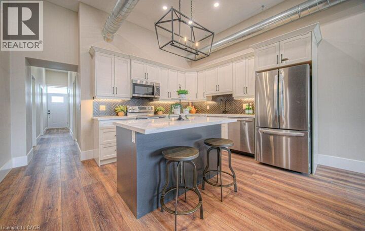 Property Photo:  1 Bond Street 1  ON N1R 4B2 