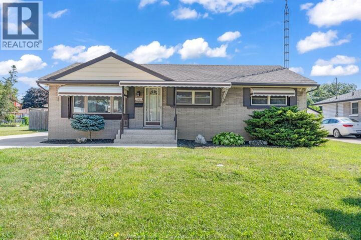 Property Photo: 3302 Woodlawn Avenue ON N8W 2J3