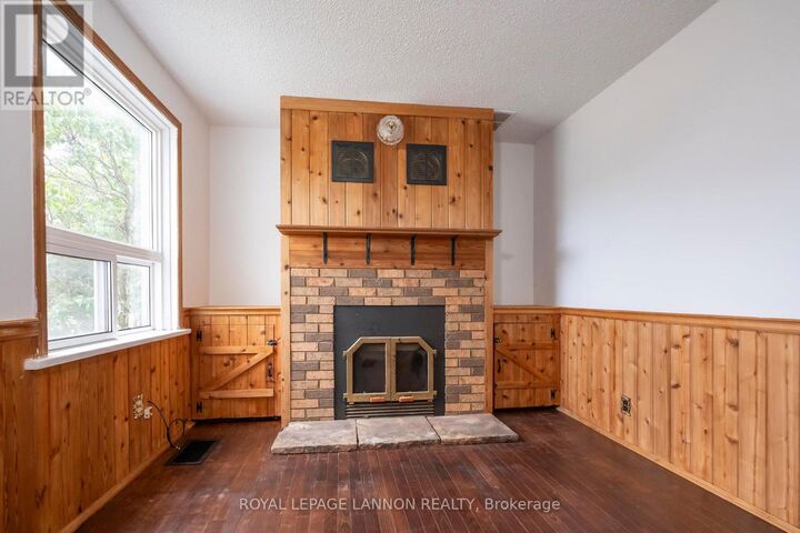 Property Photo: 873 Minnesota Street ON P7C 3L7