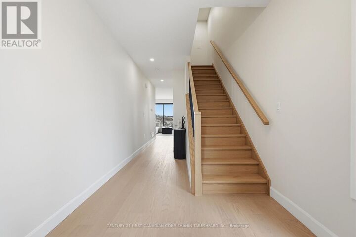 Property Photo:  2320 Darwin Crescent  ON N6P 0J6 
