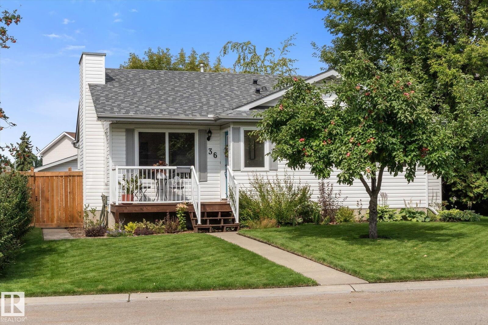 Photo de la propriété: 36 Aspenglen Place AB T7X 3K1
