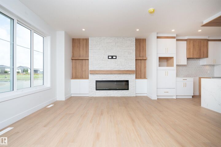Property Photo: 430 Robinson Boulevard AB T9E 1P8