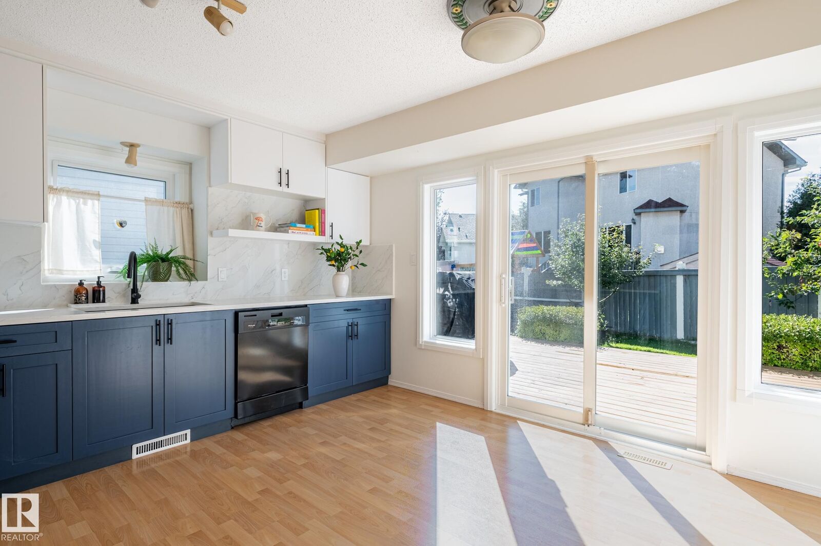 Property Photo:  435 Ormsby Road NW  AB T5T 5S5 