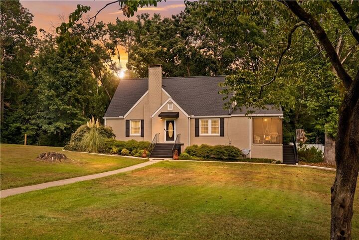 Property Photo:  139 Myrtle Street  GA 30577 