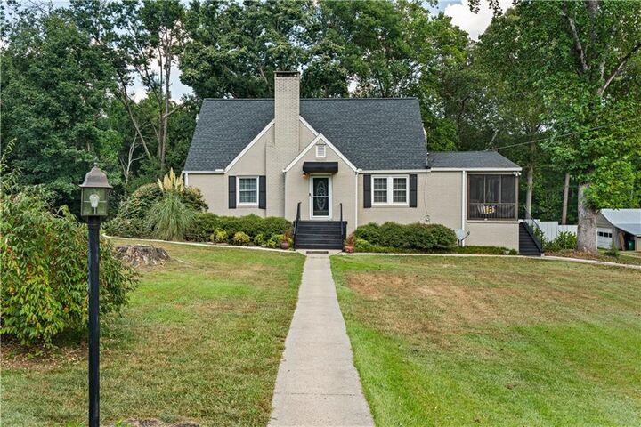 Property Photo: 139 Myrtle Street GA 30577