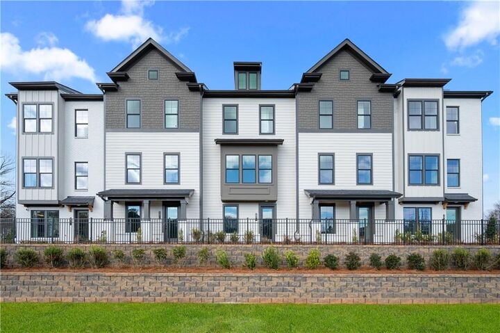 Property Photo:  1842 Marisol Circle NW  GA 30144 