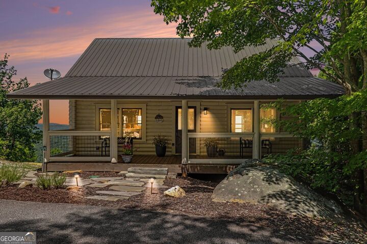 Property Photo: 312 Tallulah View GA 30573