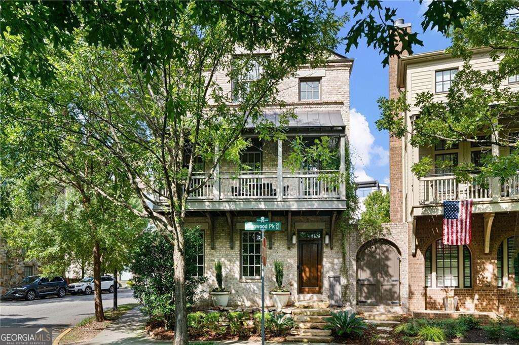 Property Photo:  890 Glenwood Park Drive SE  GA 30316 