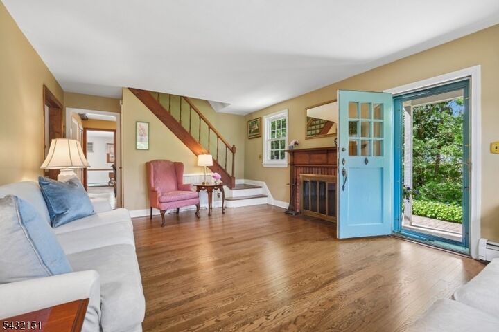 Property Photo: 150 W End Pl NJ 07016