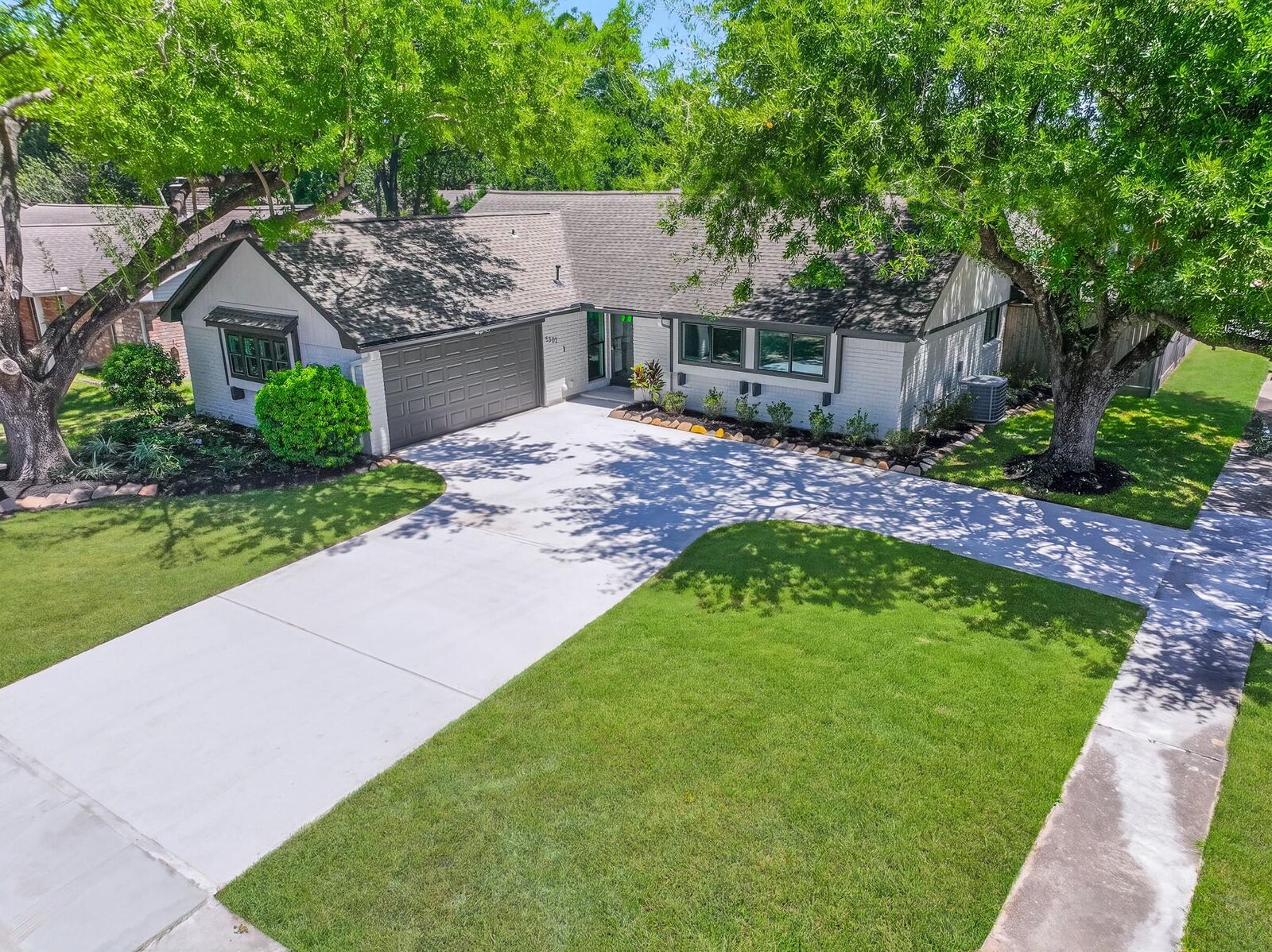 Property Photo: 5302 Arbor Vitae Drive TX 77092