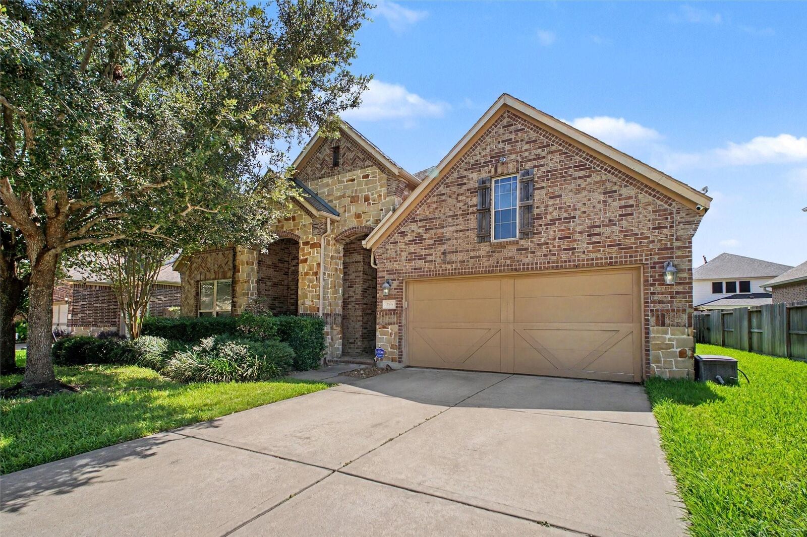 Property Photo:  296 Westwood Drive Drive  TX 77573 