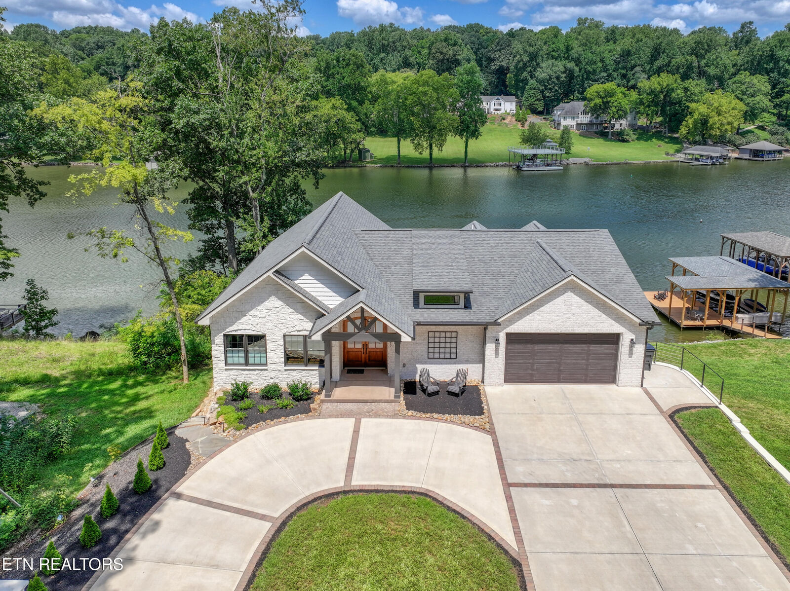 Property Photo:  5033 Riversedge Rd  TN 37777 
