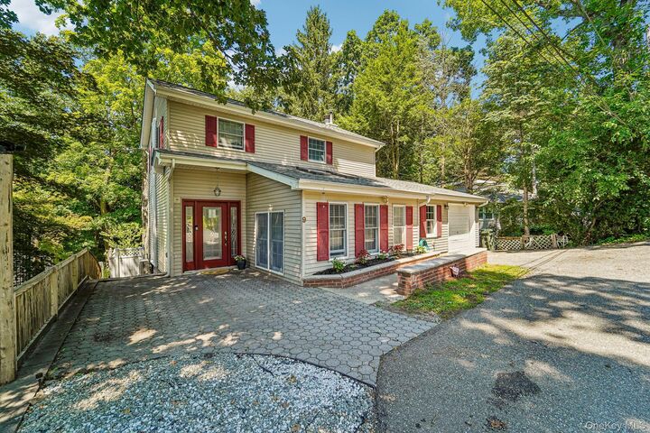 Property Photo:  9 Morgans Way  NY 10925 