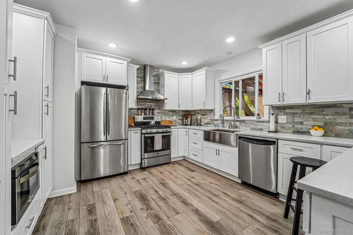 Property Photo: 9 Morgans Way NY 10925