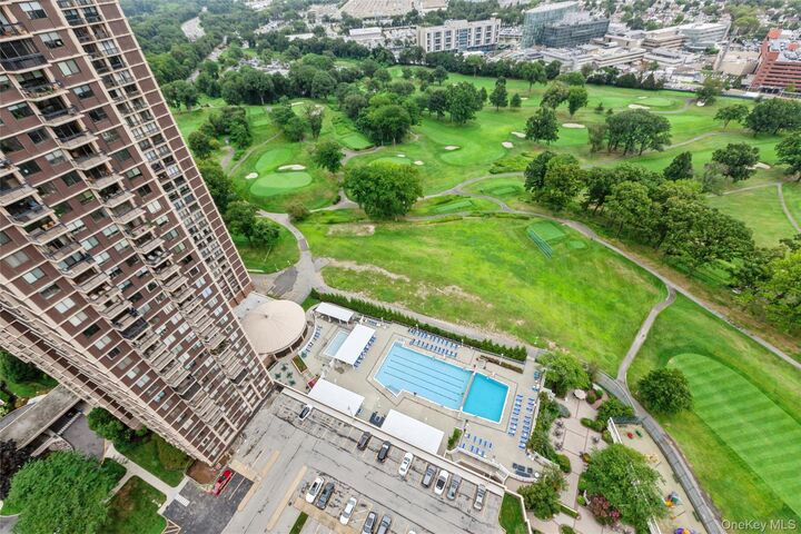 Property Photo: 27010 Grand Central Parkway 32E NY 11005