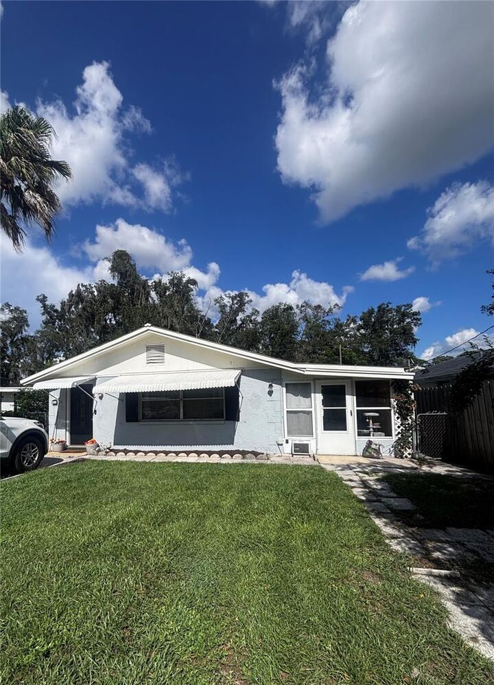Property Photo: 4824 8th Street FL 33542