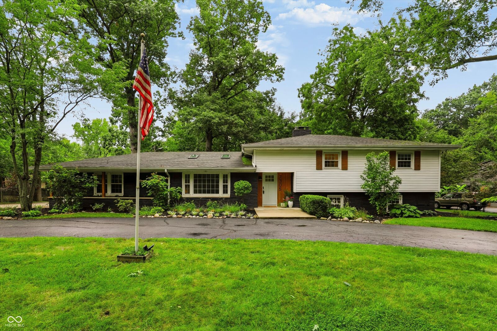 Property Photo: 7305 Whitehall Drive IN 46256