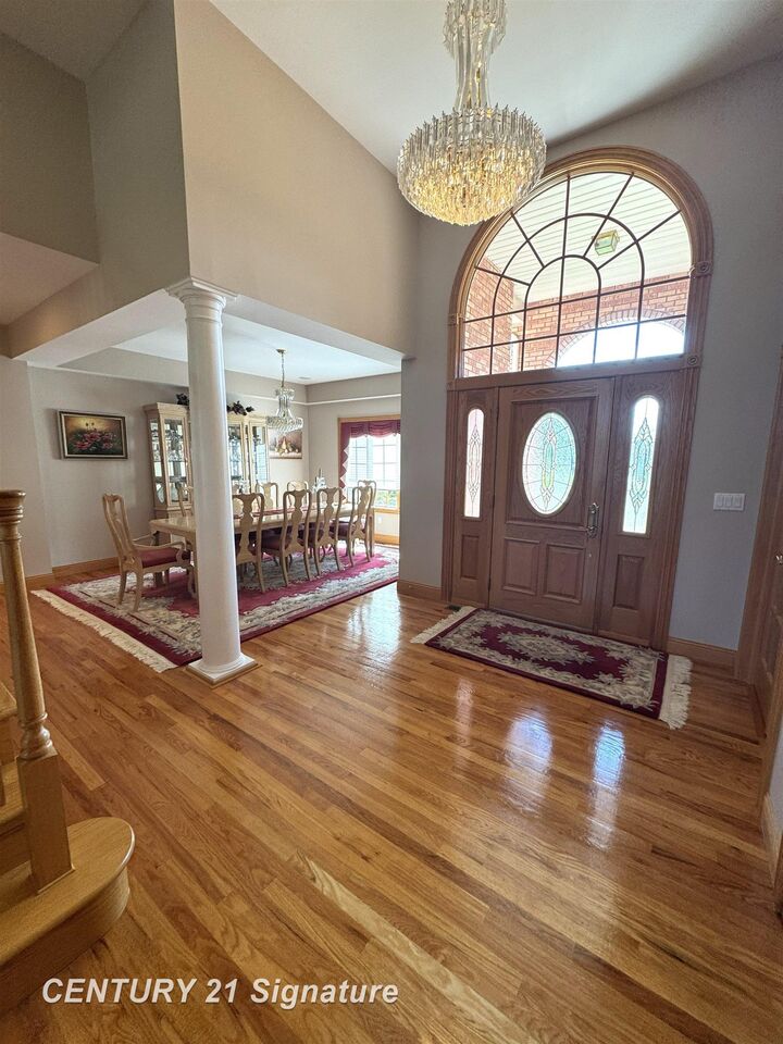 Property Photo:  4272 Summerwood Lane  MI 48603 